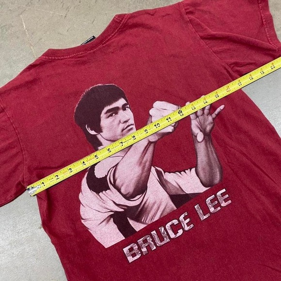 Vintage Bruce Lee "Enter the Dragon" red t-shirt - Picture 5 of 6